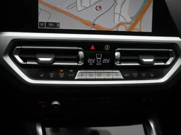 M440 i xDrive ACC Kamera Virtual HUD Lane Side