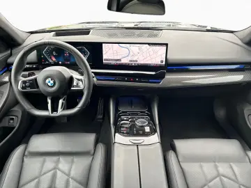 520d xDr. Limo M Sport Ventilation 360 Hud AuxHeatear