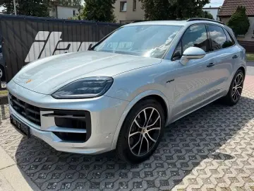 Porsche Cayenne S E-Hybrid PDCC