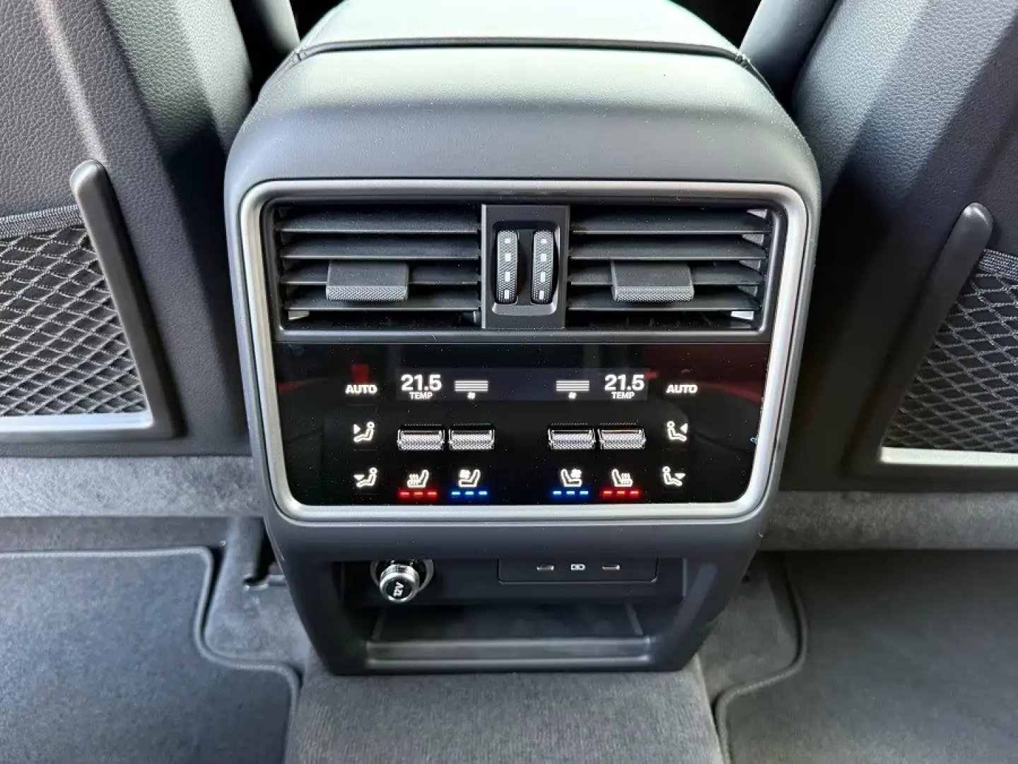 Porsche Cayenne S E-Hybrid PDCC