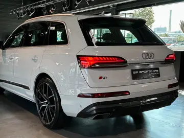 AUDI Q7 45 TDI QUATTRO-S LINE