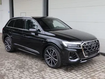AUDI Q7 S-Line 55 TFSI