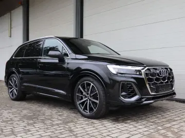 AUDI Q7 S-Line 55 TFSI