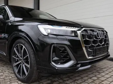 AUDI Q7 S-Line 55 TFSI