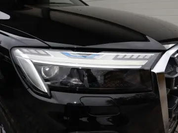 AUDI Q7 S-Line 55 TFSI