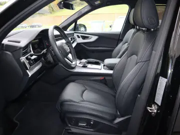 AUDI Q7 S-Line 55 TFSI