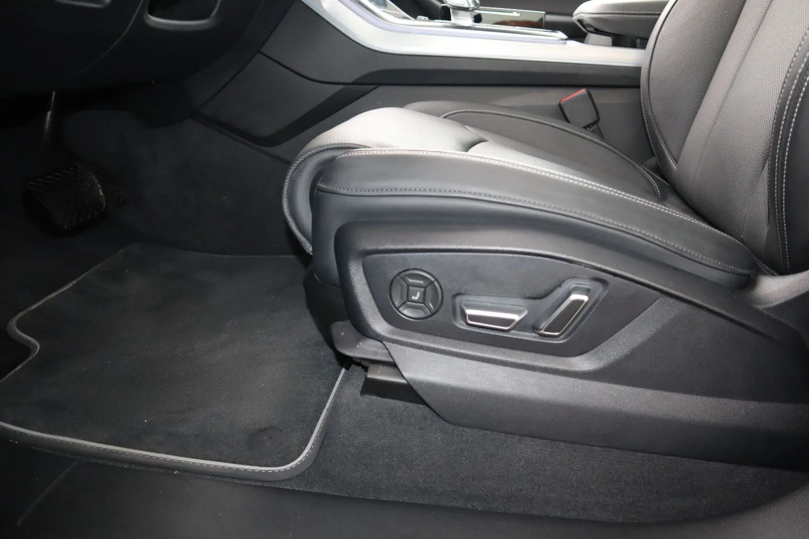 AUDI Q7 S-Line 55 TFSI