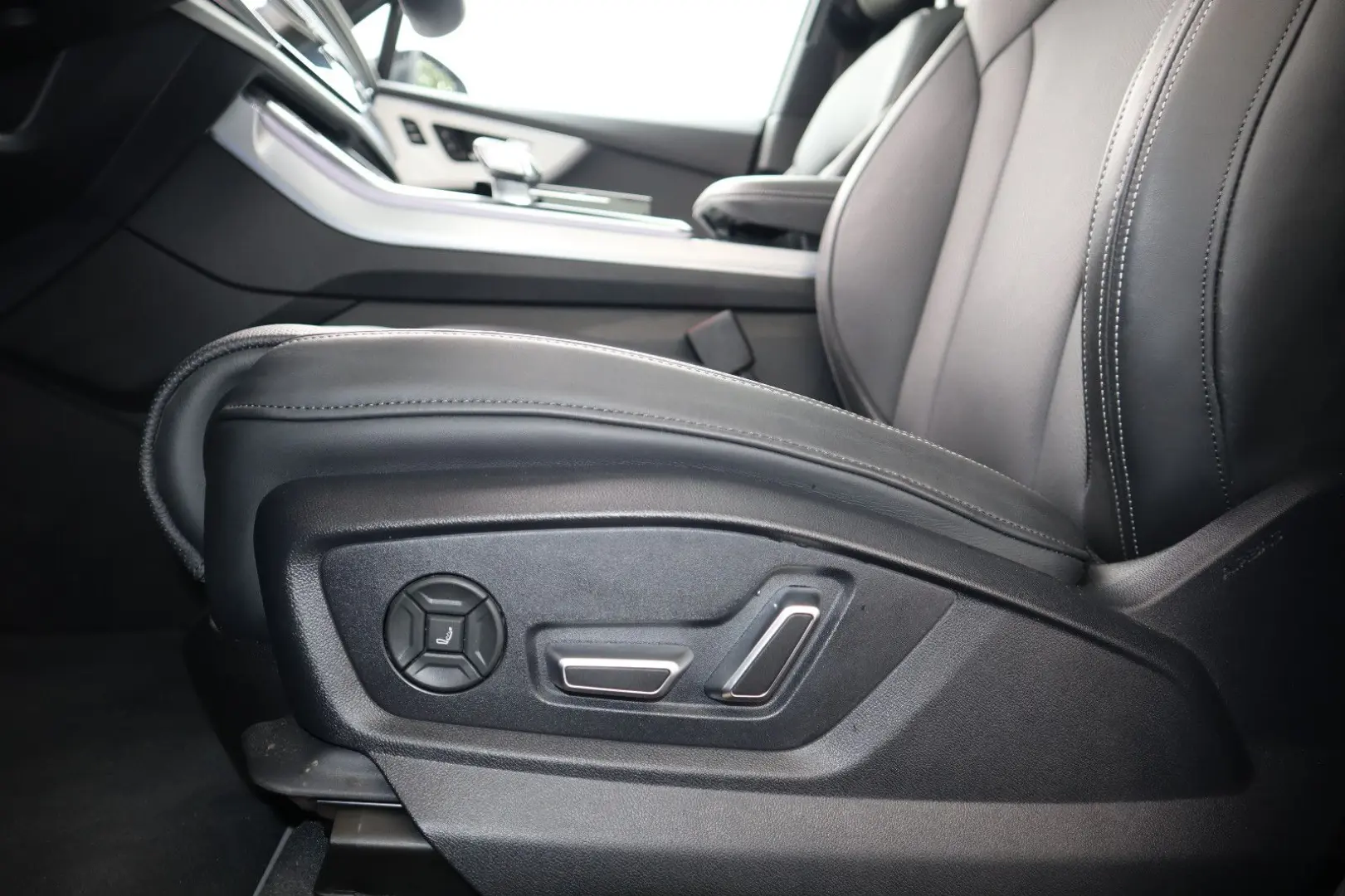 AUDI Q7 S-Line 55 TFSI