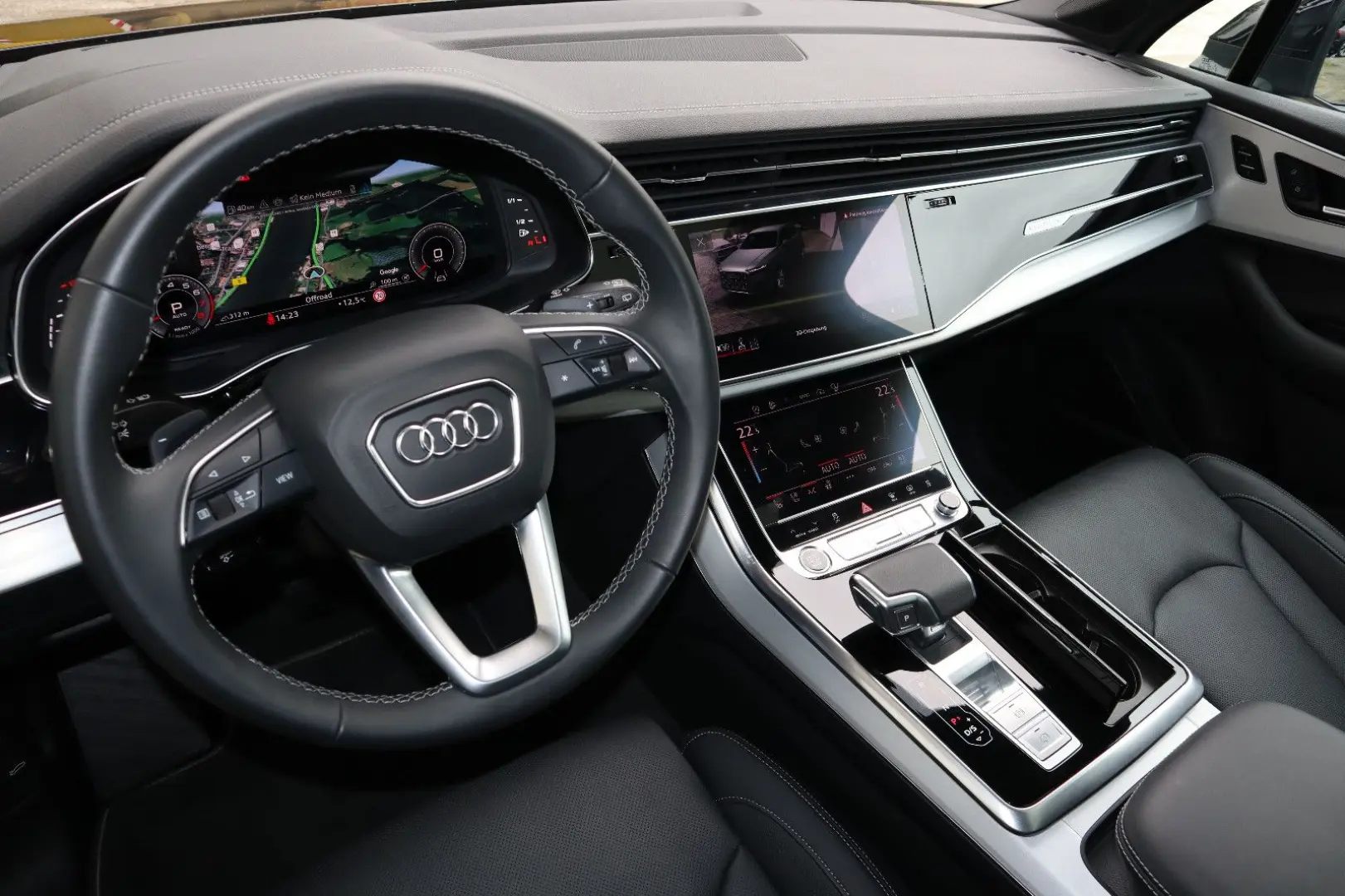 AUDI Q7 S-Line 55 TFSI