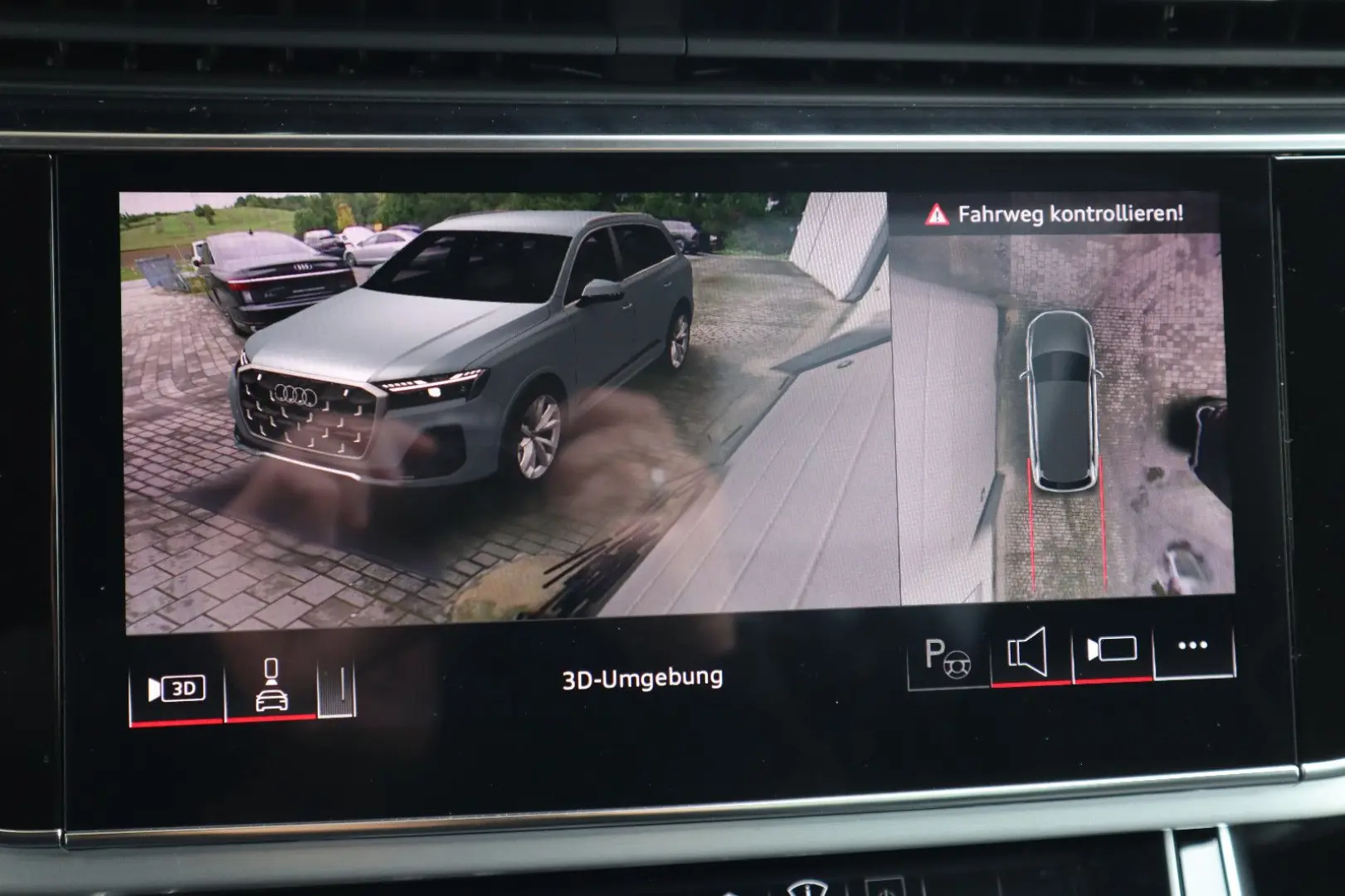 AUDI Q7 S-Line 55 TFSI