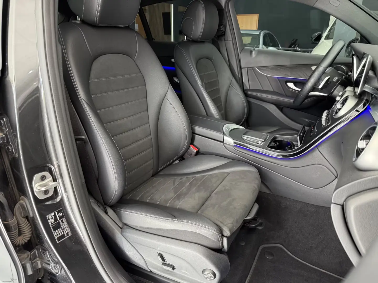 Mercedes-Benz GLC 300 de Coupe 4M AMG