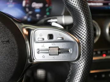 Mercedes-Benz GLC 300 e 4M Coupé AMG Sport designo AHK