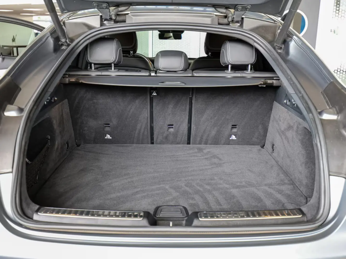 Mercedes-Benz GLC 300 e 4M Coupé AMG Sport designo AHK