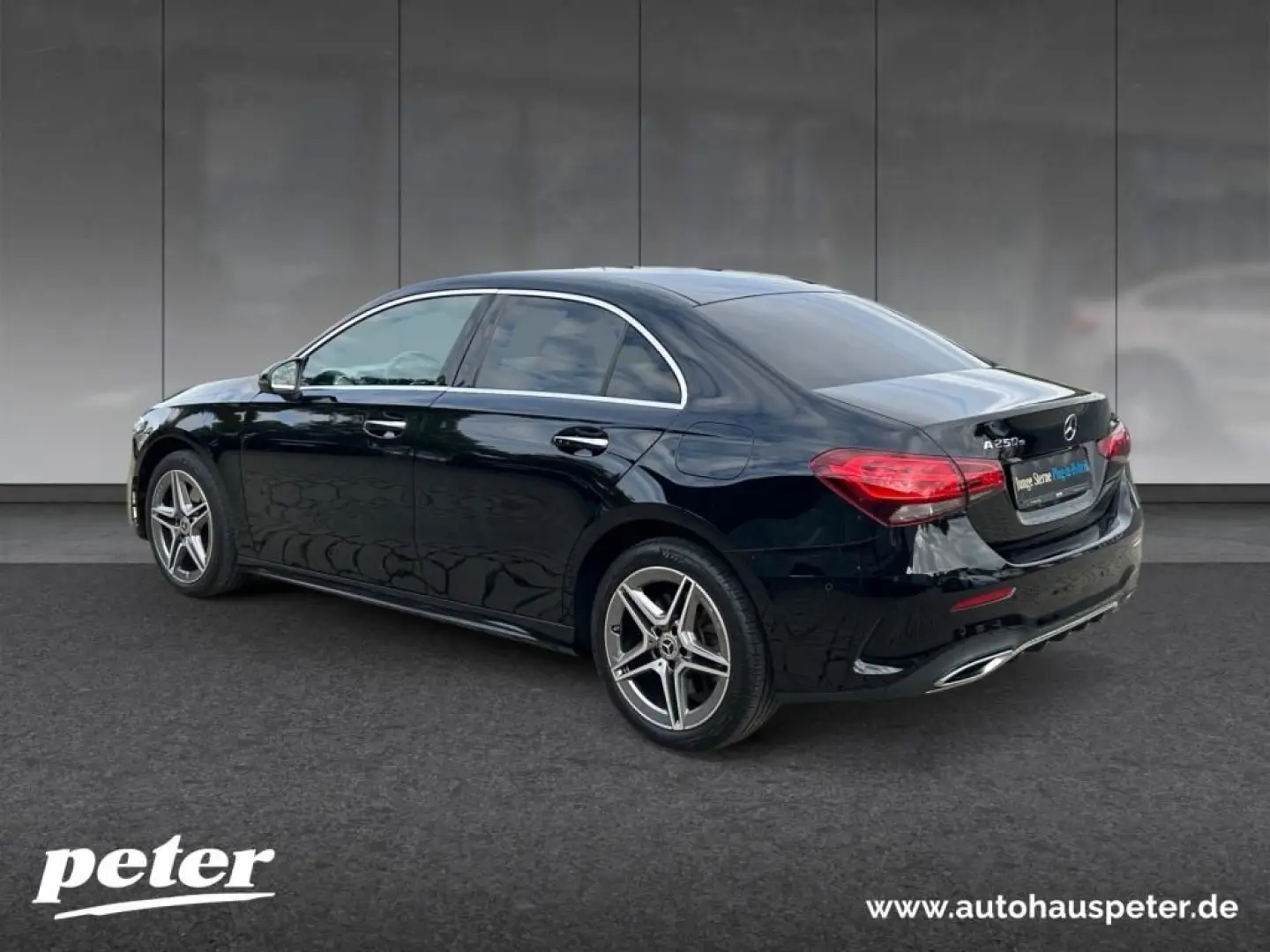 A 250 e Limousine AMG Distronic Kamera HUD DAB