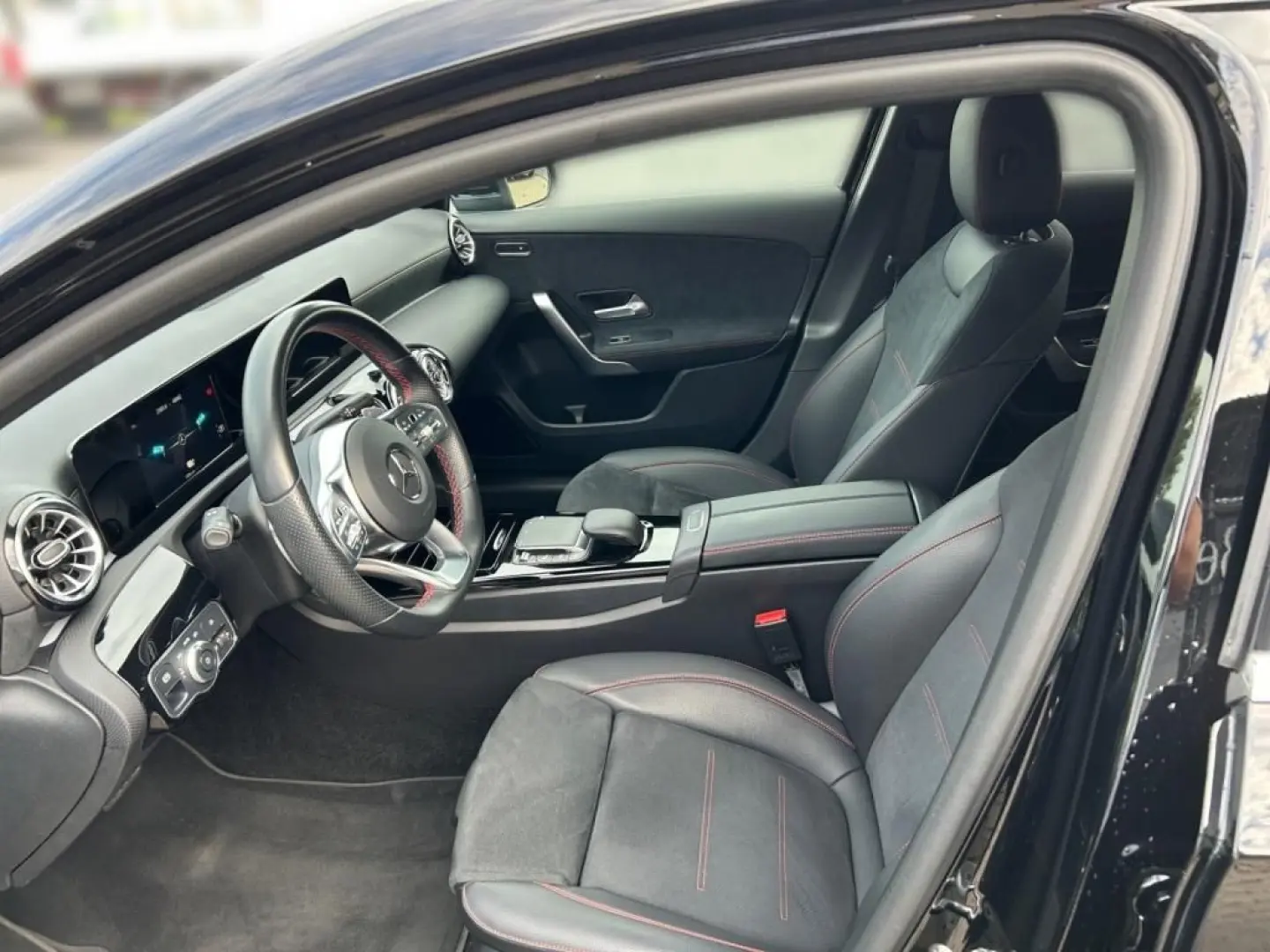 A 250 e Limousine AMG Distronic Kamera HUD DAB