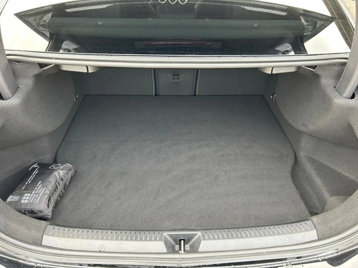 A 250 e Limousine AMG Distronic Kamera HUD DAB