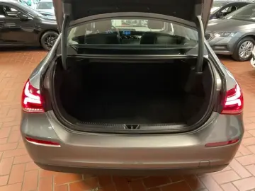 A 180 d Limousine LED Navi Sitzheizung