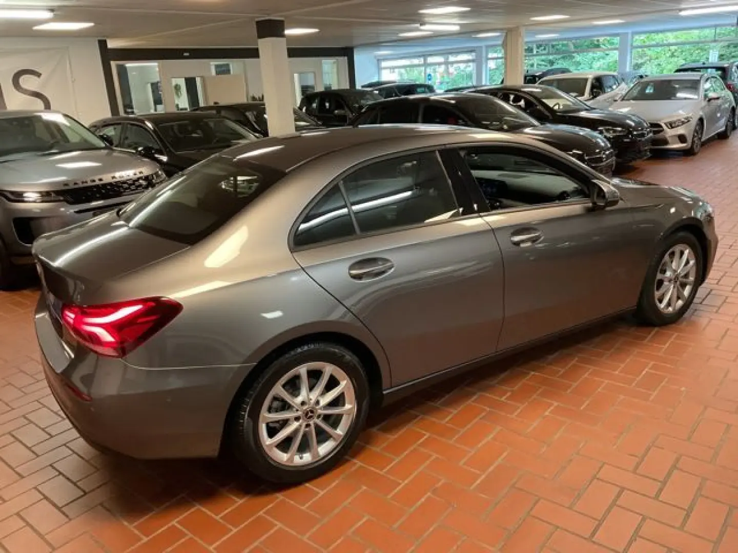 A 180 d Limousine LED Navi Sitzheizung