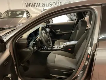 A 180 d Limousine LED Navi Sitzheizung