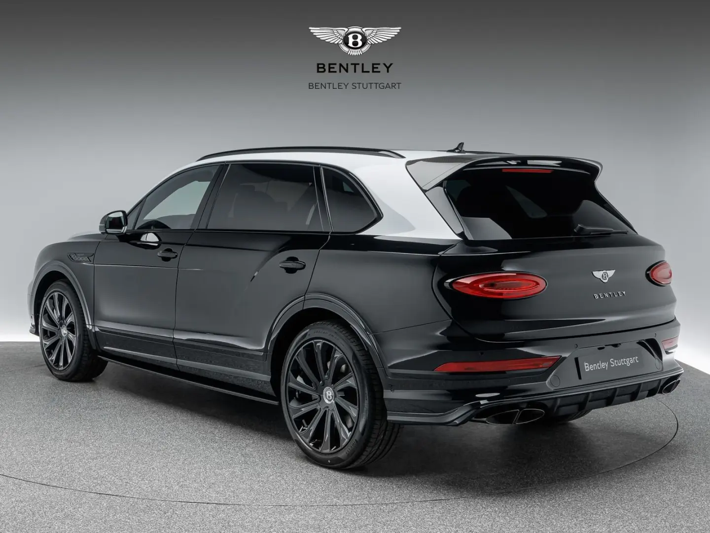 Bentley Bentayga EWB Mulliner V8