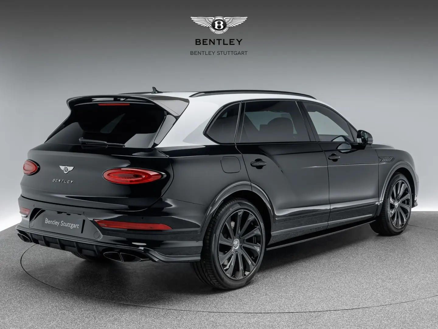 Bentley Bentayga EWB Mulliner V8