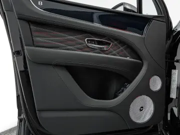 Bentley Bentayga EWB Mulliner V8