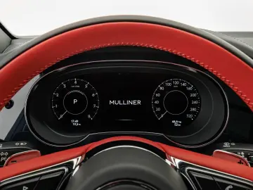 Bentley Bentayga EWB Mulliner V8