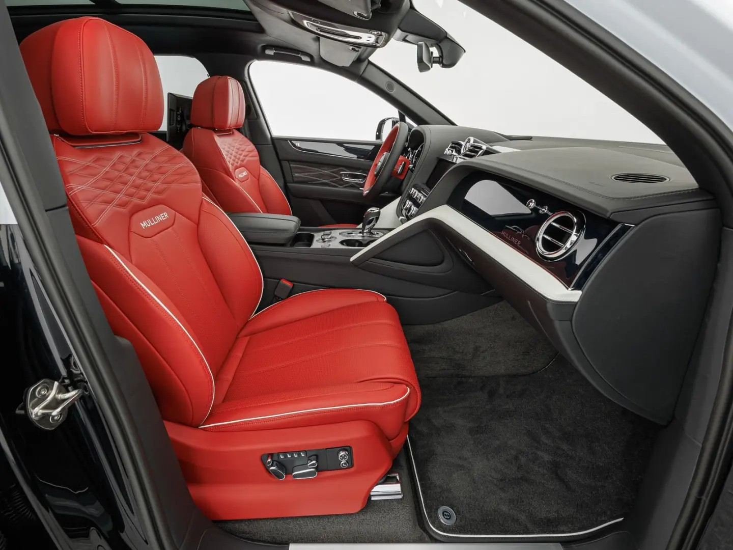 Bentley Bentayga EWB Mulliner V8