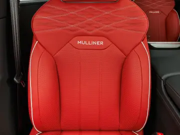 Bentley Bentayga EWB Mulliner V8