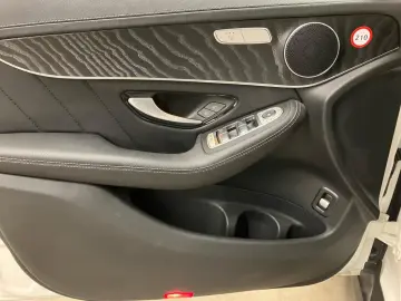 Mercedes-Benz GLC 300 de 4M SpurW Night Kam.