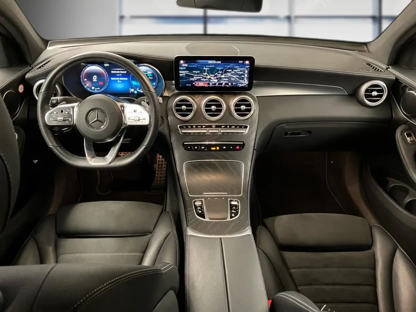 Mercedes-Benz GLC 300 de 4M SpurW Night Kam.