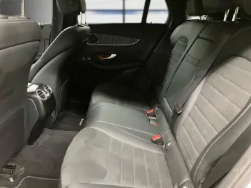 Mercedes-Benz GLC 300 de 4M SpurW Night Kam.