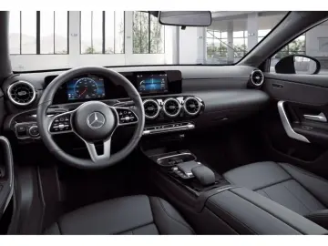 A 250 e Limousine Progressive RüKam Tempomat 17