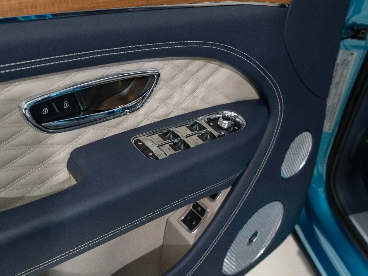 Bentley Bentayga 3.0 Hybrid Azure 4WD