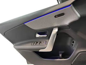 A 180 d Limousine Progressive  MBUX Navi STH PDC