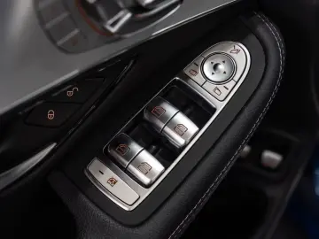 Mercedes-Benz GLC 300 e Coupe 4Matic AMG-LINE NIGHT