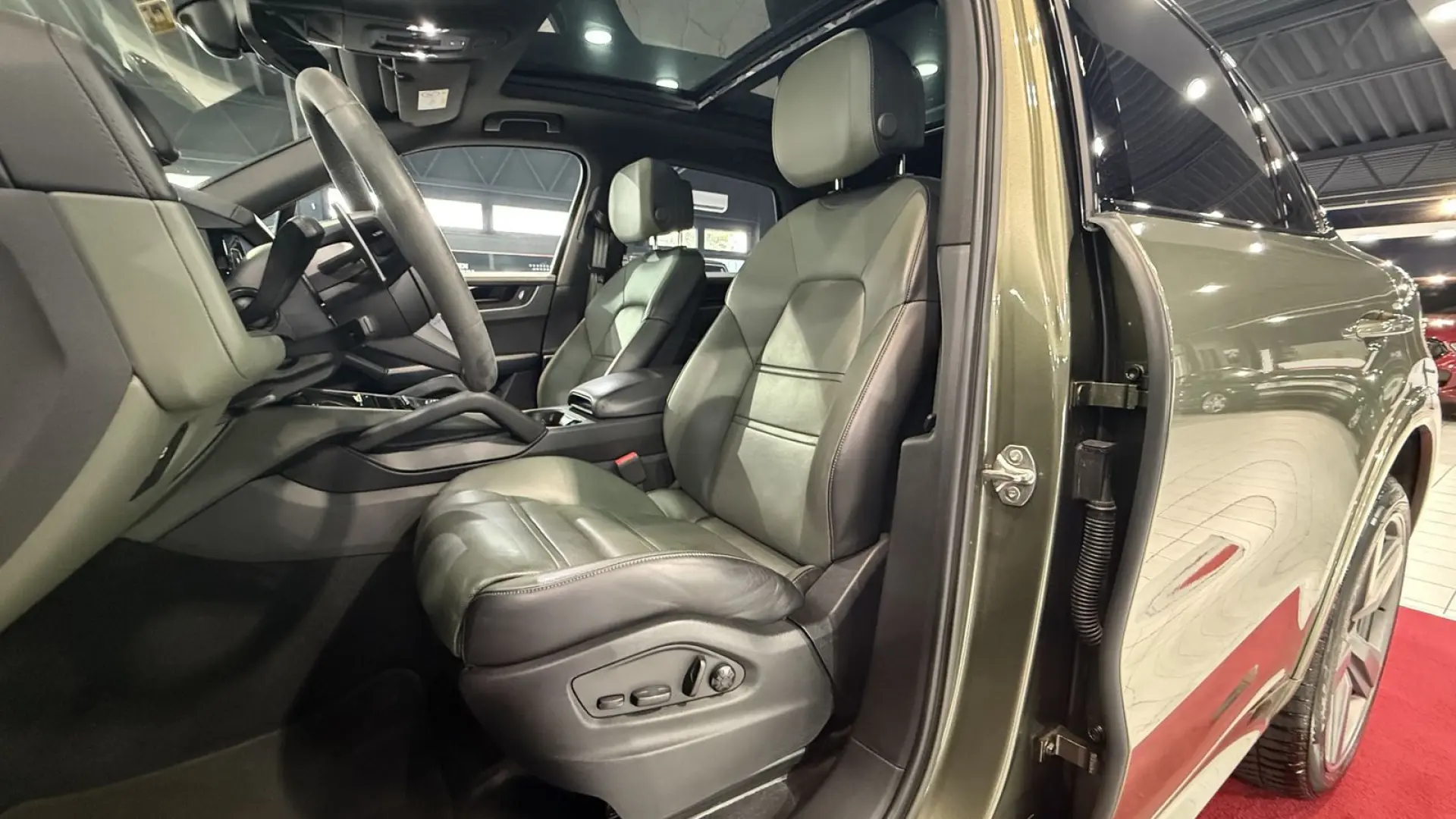 Cayenne S Sport Chrono  PANO 360 KAMERA SOFTCLOS