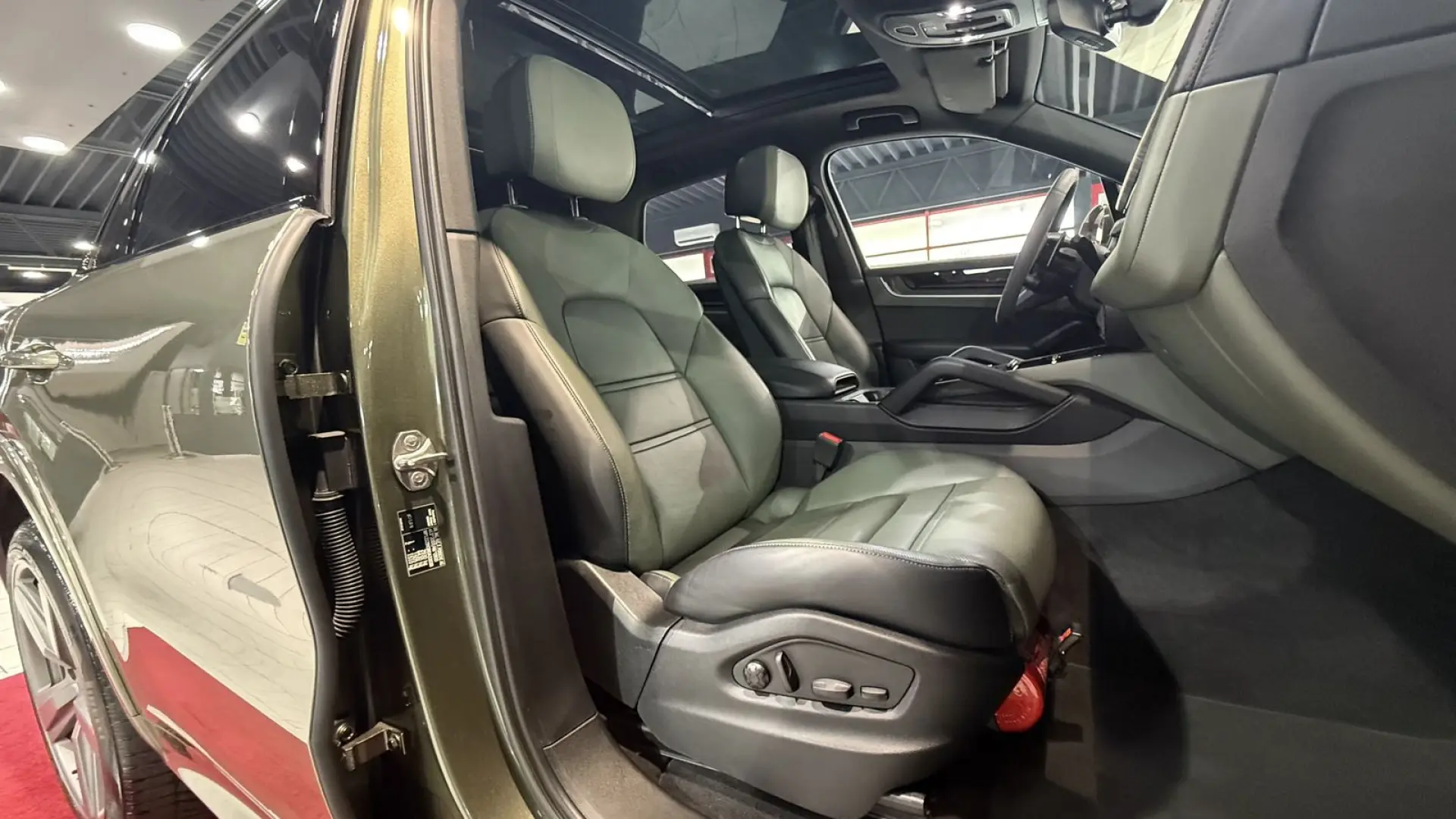 Cayenne S Sport Chrono  PANO 360 KAMERA SOFTCLOS