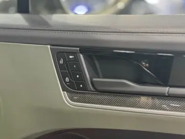 Cayenne S Sport Chrono  PANO 360 KAMERA SOFTCLOS