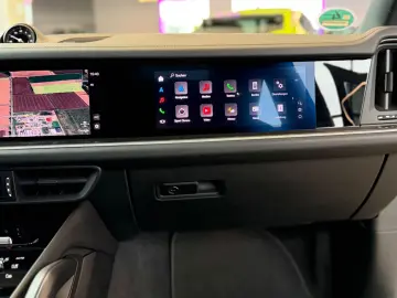 Cayenne Coupe S HUD Carbon DVD Fond