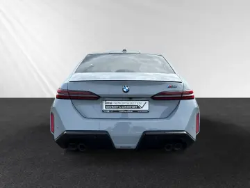 M5 Limousine MDriverPack. Carbon AHK B&W DA-Prof