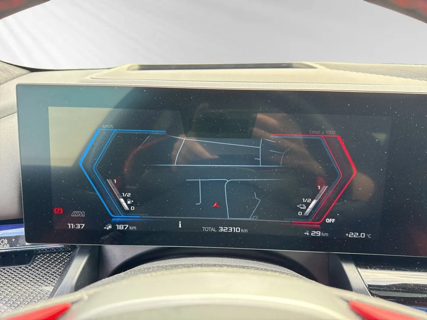 M5 Limousine MDriverPack. Carbon AHK B&W DA-Prof