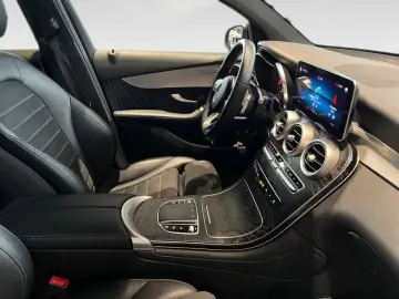 Mercedes-Benz GLC 300 e 4M AMG-Line Noapte AHK