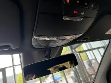 Mercedes-Benz GLC 300 e 4M AMG-Line Noapte AHK