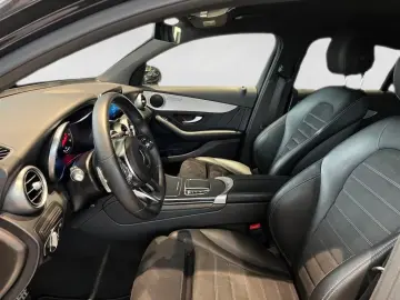 Mercedes-Benz GLC 300 e 4M AMG-Line Noapte AHK
