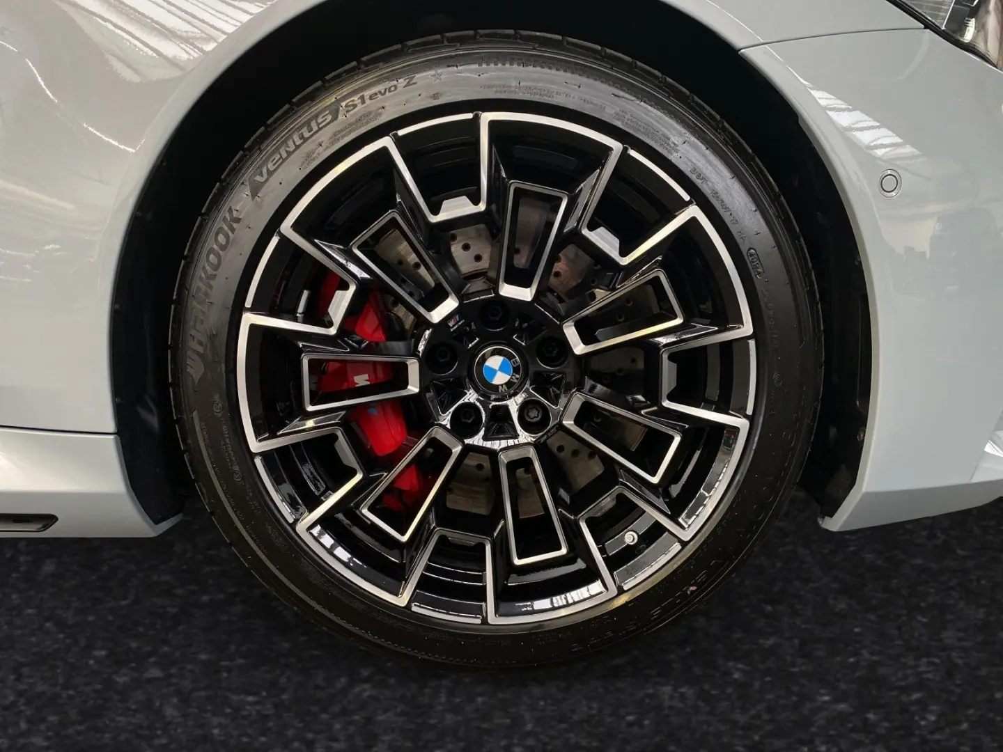 M5 Limousine M DriversPackage AHK Bowers&Wilkins