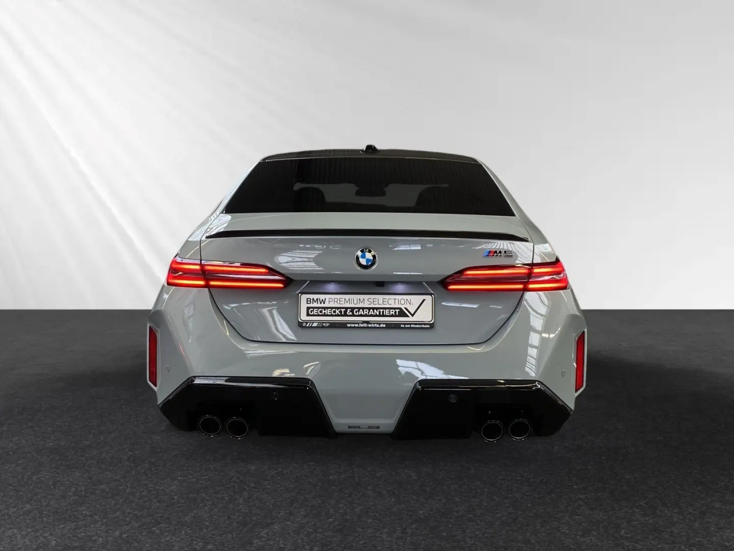 M5 Limousine M DriversPackage AHK Bowers&Wilkins