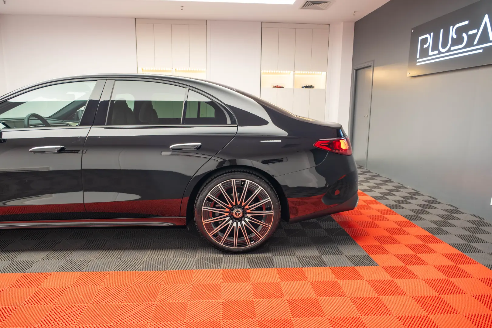 Mercedes-Benz E 220 d 4Matic 9G-TRONIC Edition AMG Line