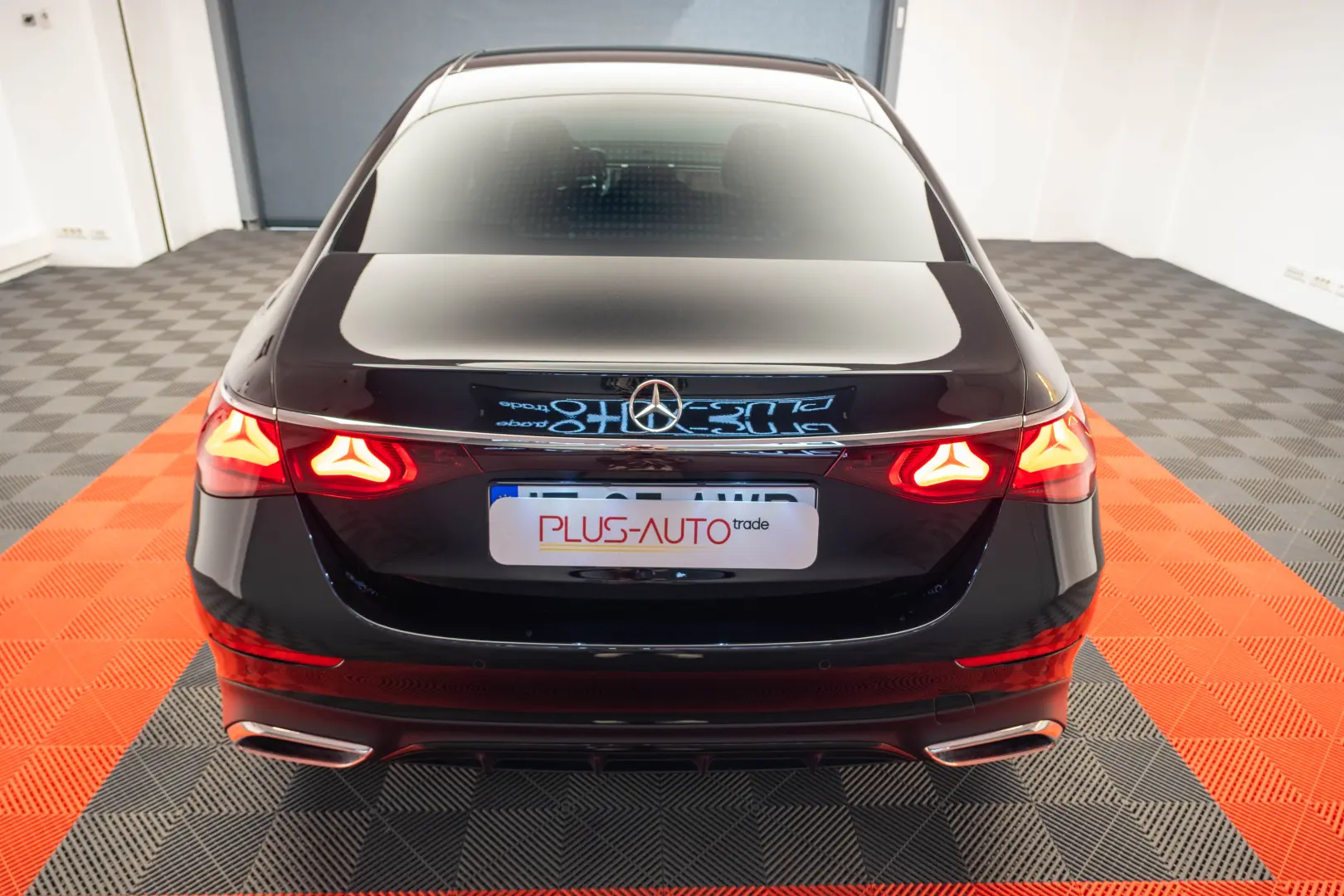 Mercedes-Benz E 220 d 4Matic 9G-TRONIC Edition AMG Line