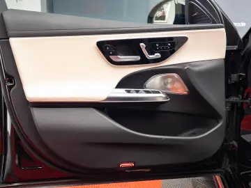 Mercedes-Benz E 220 d 4Matic 9G-TRONIC Edition AMG Line